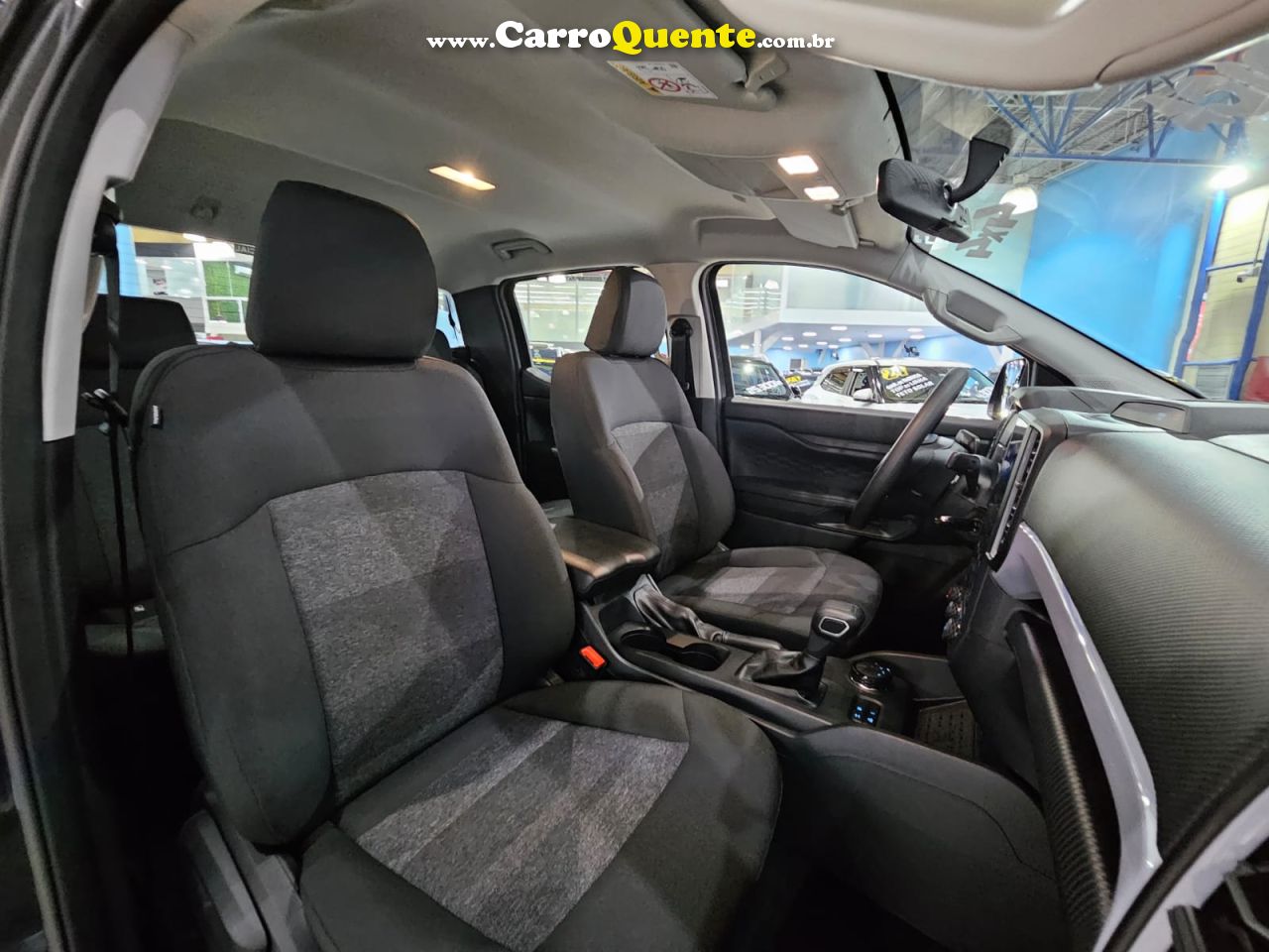 FORD RANGER 2.0 TURBO DIESEL 4X4 * NA GARANTIA DE FÁBRICA * 2026 - Loja