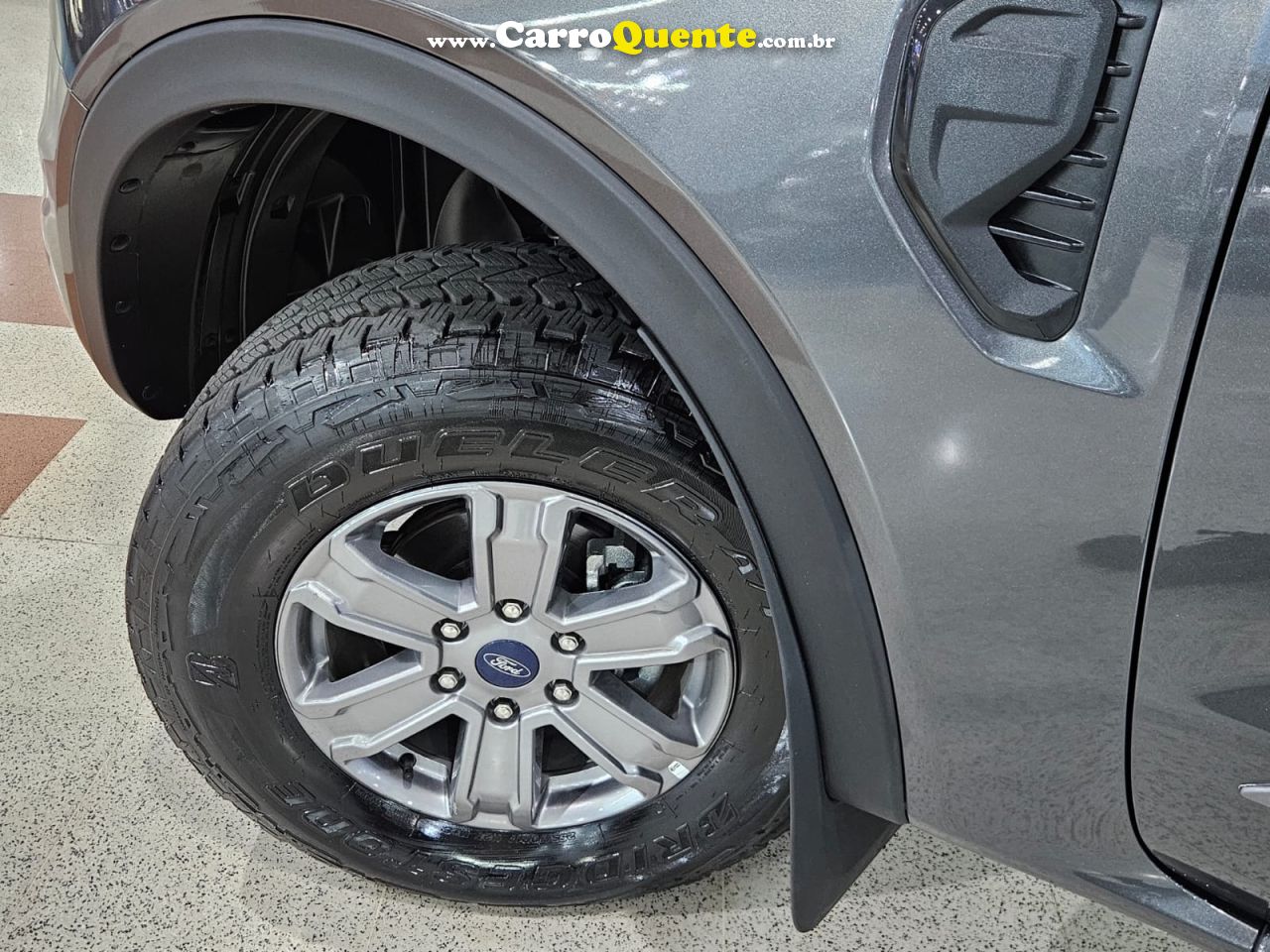 FORD RANGER 2.0 TURBO DIESEL 4X4 * NA GARANTIA DE FÁBRICA * 2026 - Loja