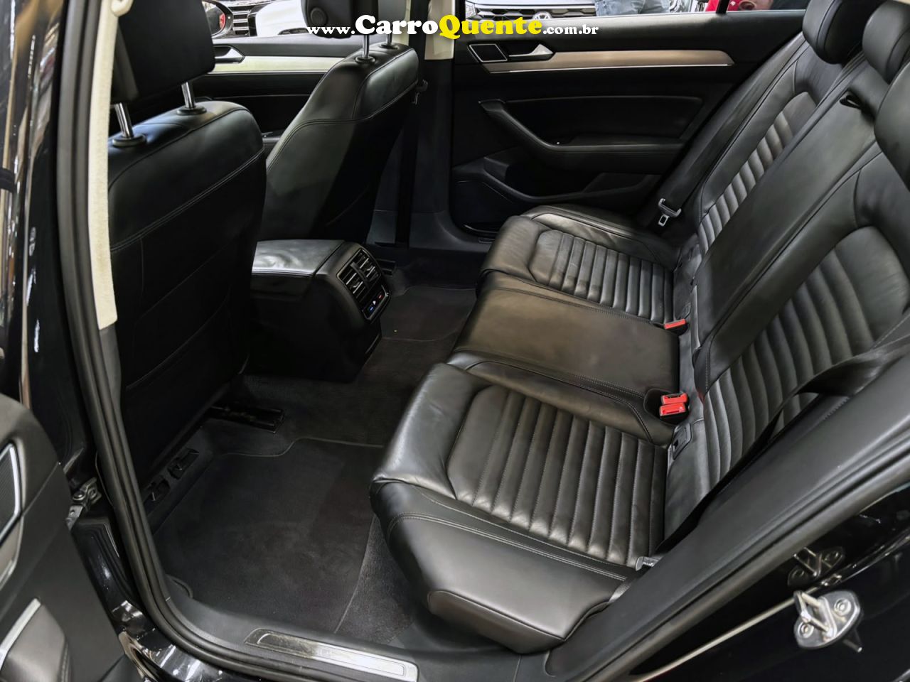 VOLKSWAGEN PASSAT 2.0 16V TSI BLUEMOTION HIGHLINE DSG 2017 - Loja