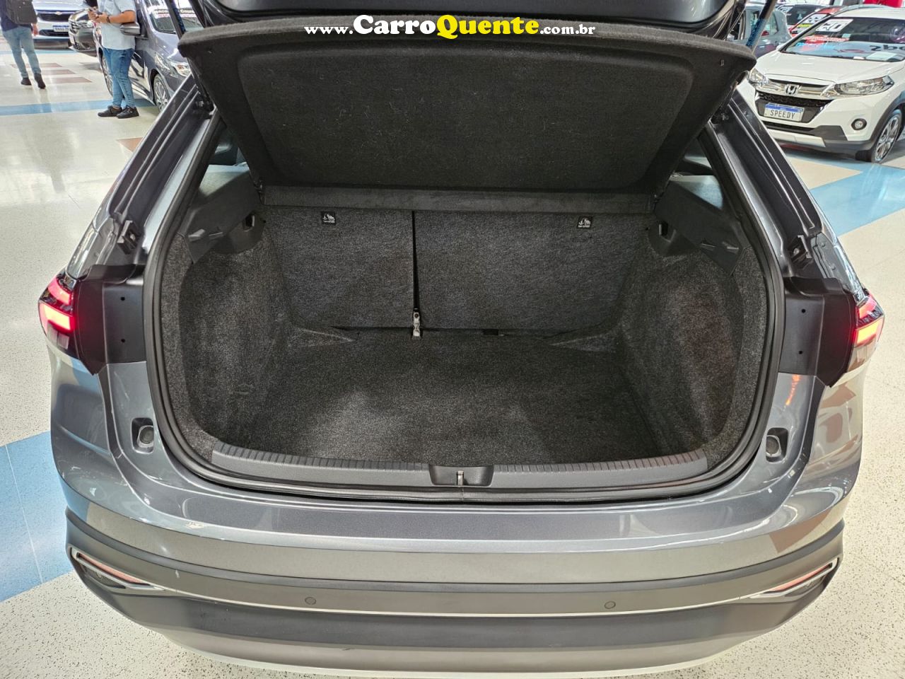 VOLKSWAGEN NIVUS 1.0 200 TSI FLEX HIGHLINE *ÚNICA DONA * 2024 - Loja