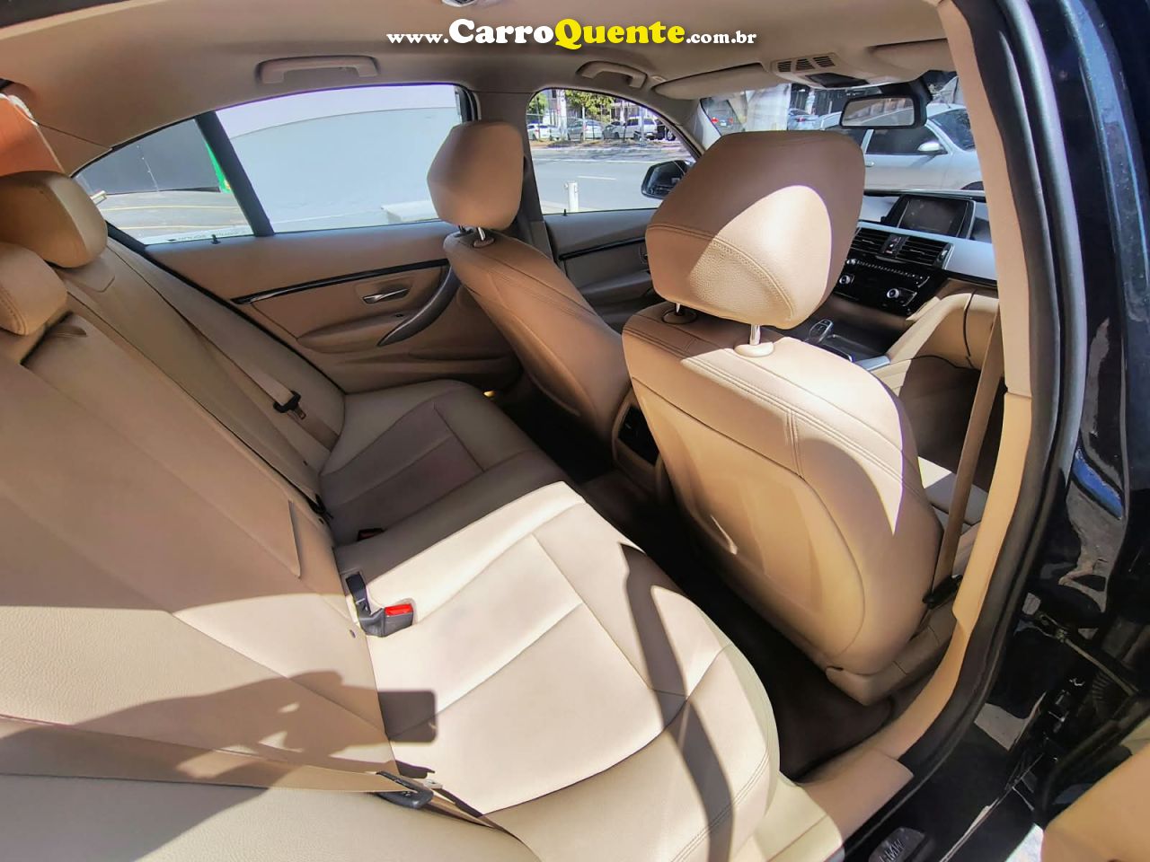 BMW 320i 2.0 SPORT 16V TURBO ACTIVE 2016 - Loja
