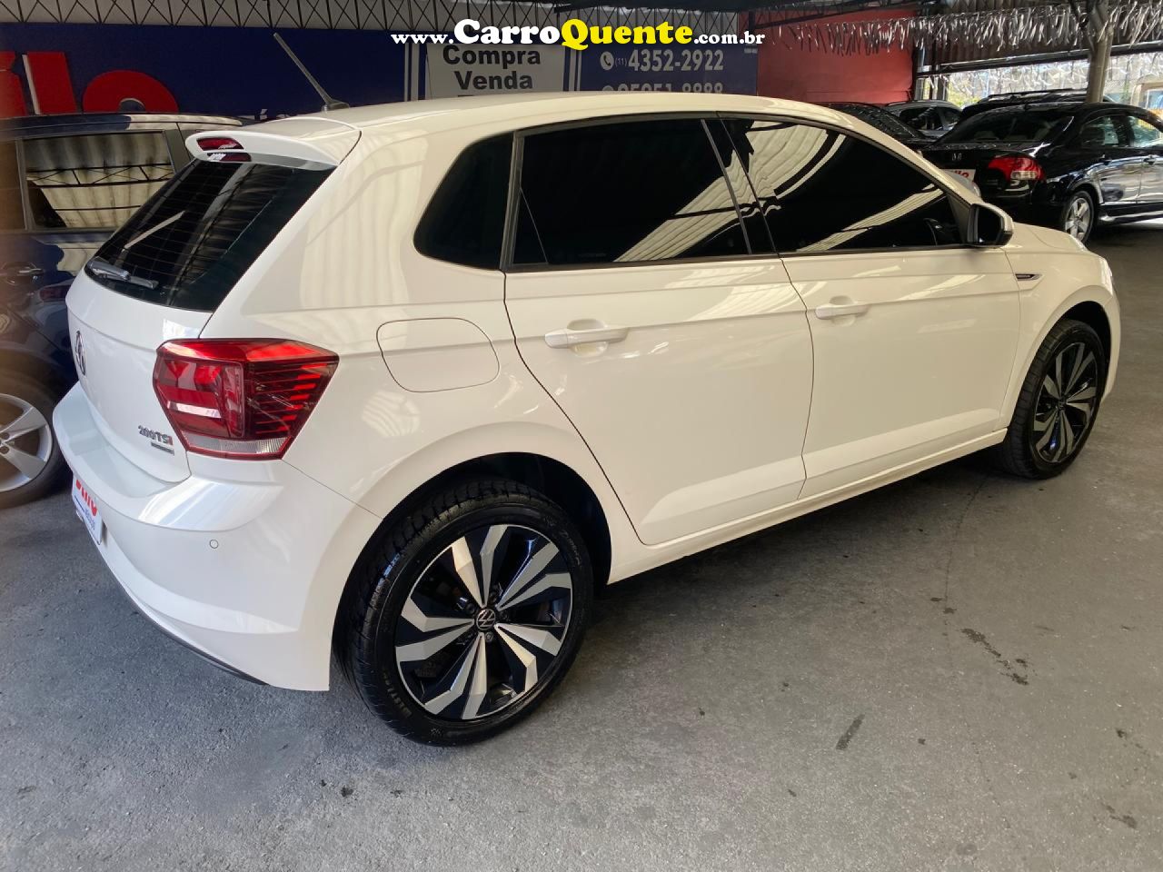 VOLKSWAGEN   POLO COMFORT. 200 TSI 1.0 FLEX 12V AUT.   BRANCO 2018 1.0 FLEX - Loja