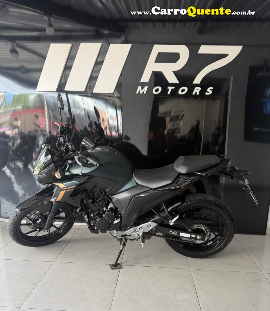 YAMAHA    FZ 25 FAZER   VERDE 2024 250 FLEX - Loja