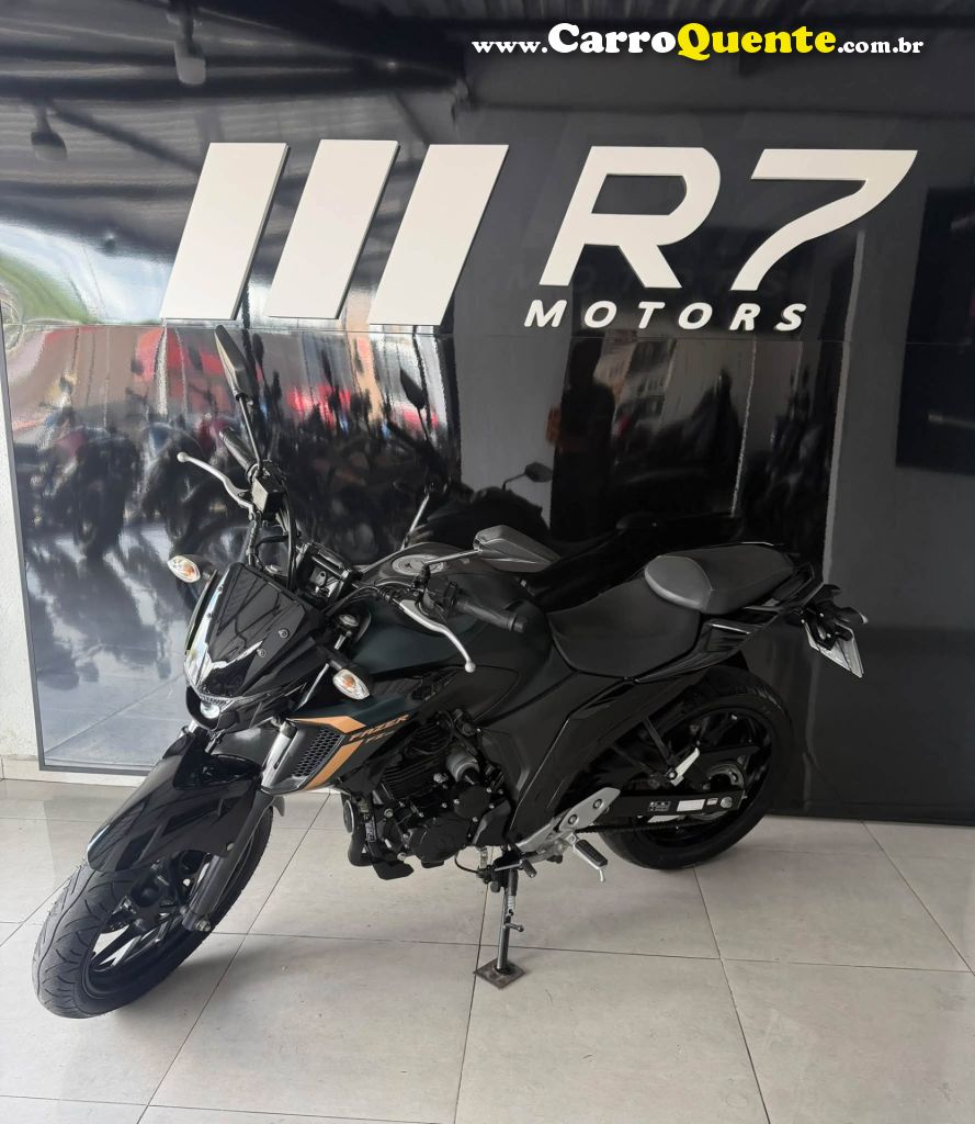 YAMAHA    FZ 25 FAZER   VERDE 2024 250 FLEX - Loja