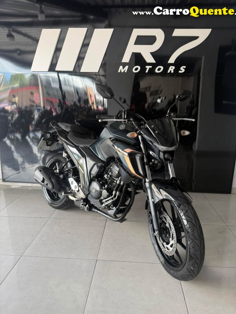 YAMAHA    FZ 25 FAZER   VERDE 2024 250 FLEX - Loja
