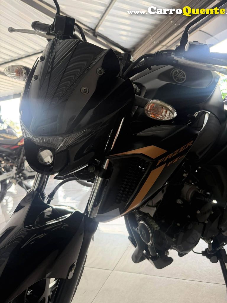 YAMAHA    FZ 25 FAZER   VERDE 2024 250 FLEX - Loja