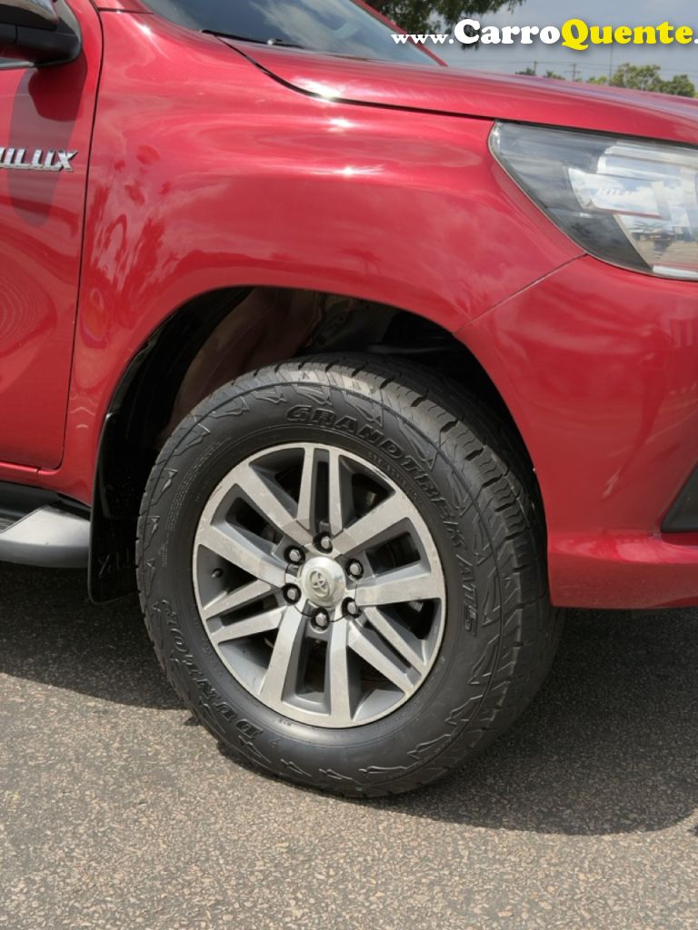 TOYOTA   HILUX CD SRV 4X4 2.8 TDI DIESEL AUT.   VERMELHO 2017 2.8 DIESEL - Loja