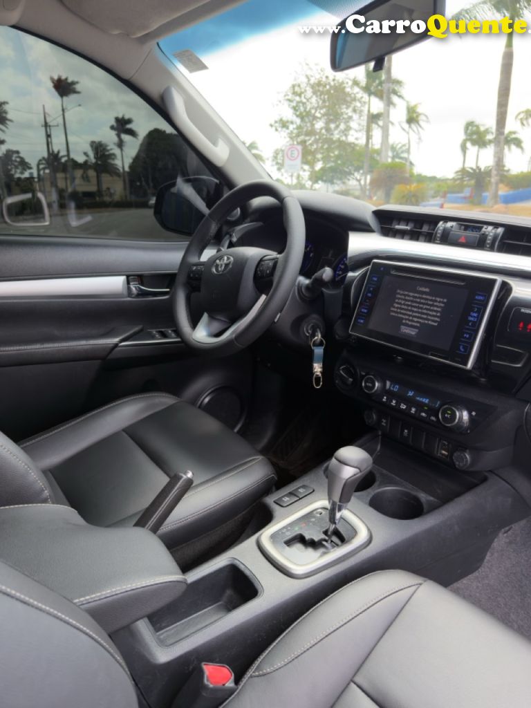 TOYOTA   HILUX CD SRV 4X4 2.8 TDI DIESEL AUT.   VERMELHO 2017 2.8 DIESEL - Loja