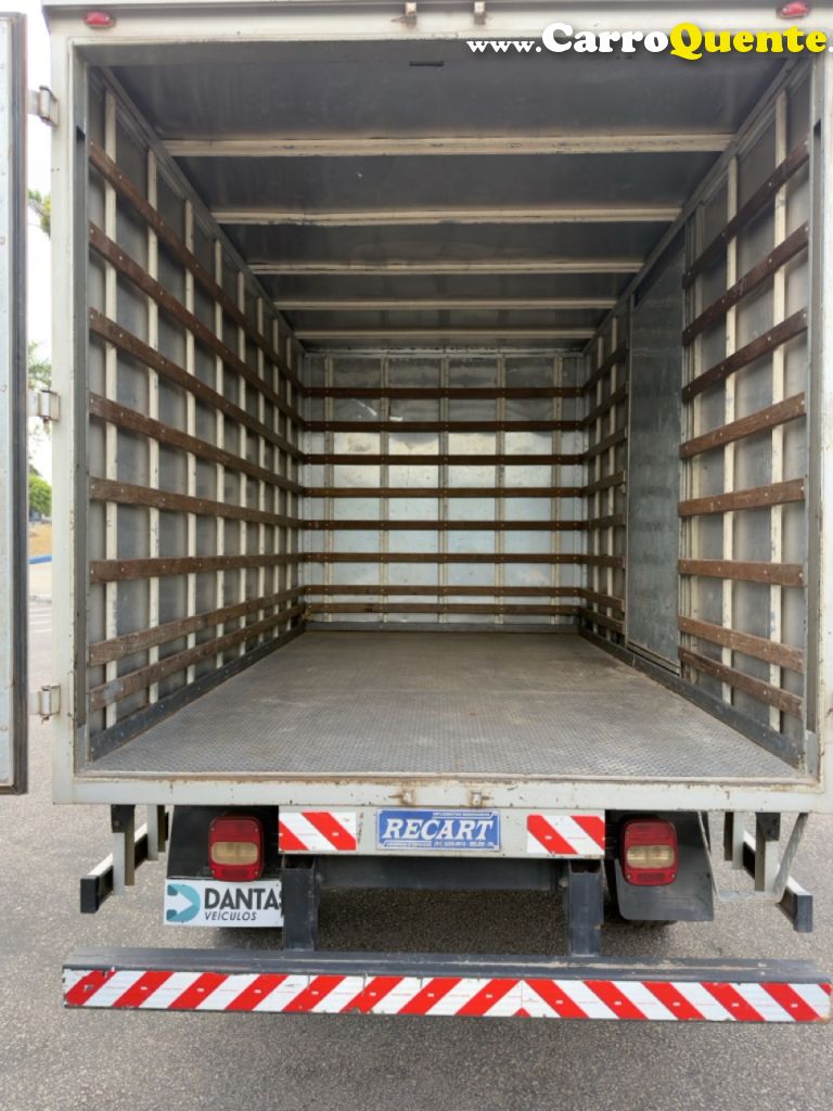 VOLKSWAGEN   DELIVERY EXPRESS 2P (DIESEL)(E5)   BRANCO 2019 2.8 DIESEL - Loja