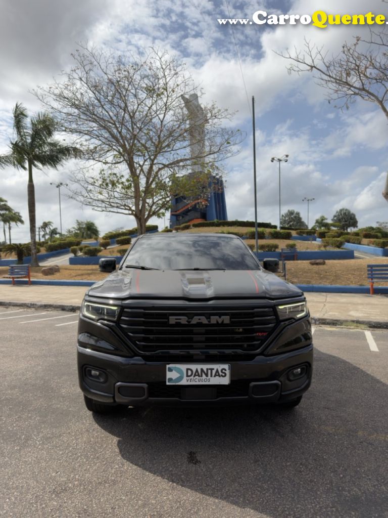 RAM   RAMPAGE RT HURRIC. 4 2.0 TB CD 4X4 AUT.   PRETO 2024 2.0 GASOLINA - Loja