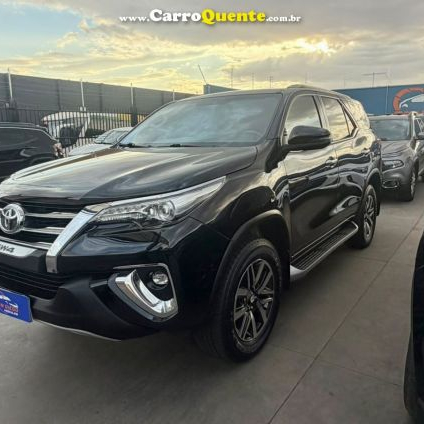 TOYOTA   HILUX SW4 SRX 4X4 2.8 TDI 16V DIES. AUT.   PRETO 2020 2.8 DIESEL