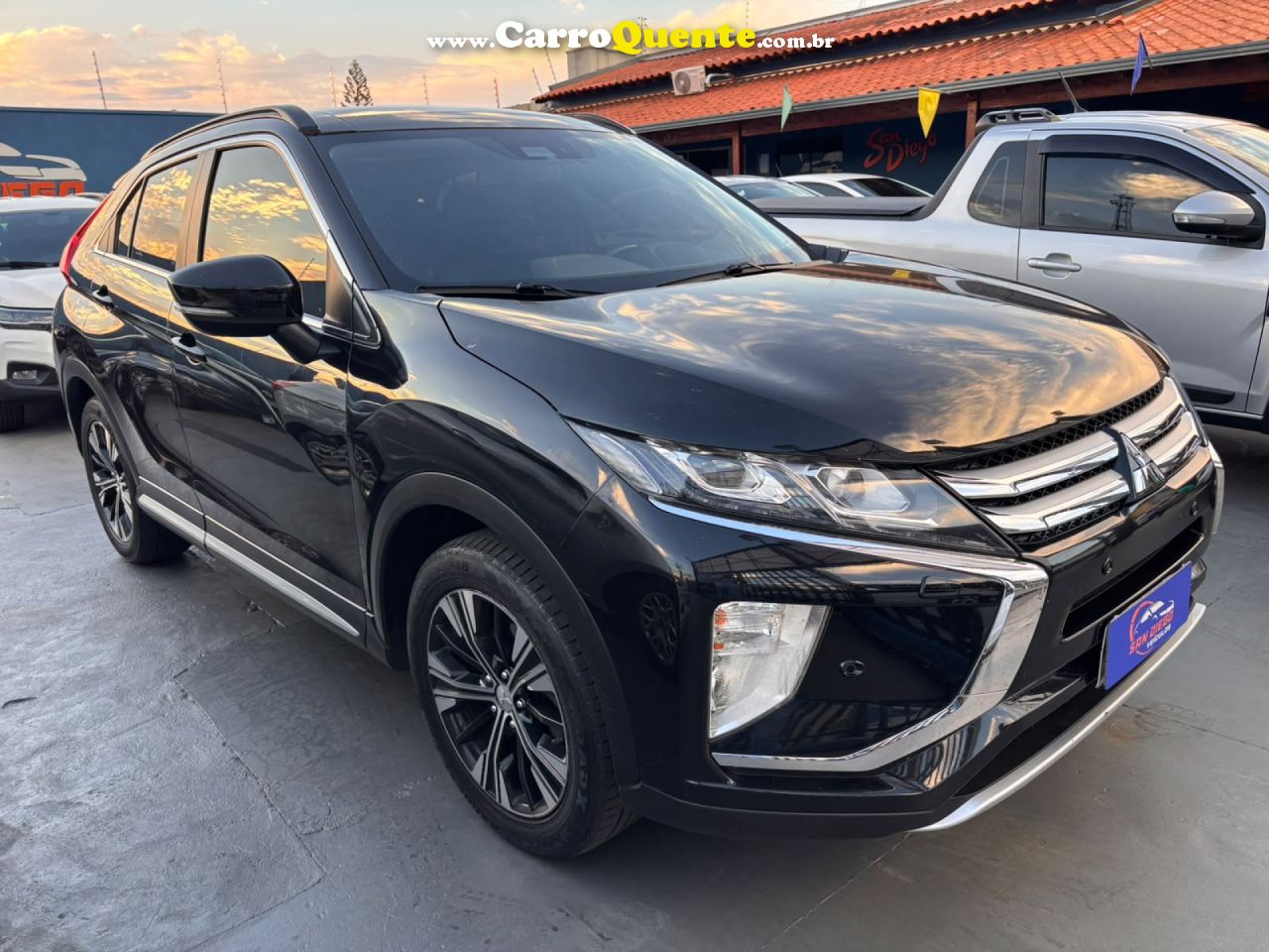 MITSUBISHI   ECLIPSE CROSS HPE-S 1.5 16V 165CV AUT.   PRETO 2019 1.5 GASOLINA - Loja