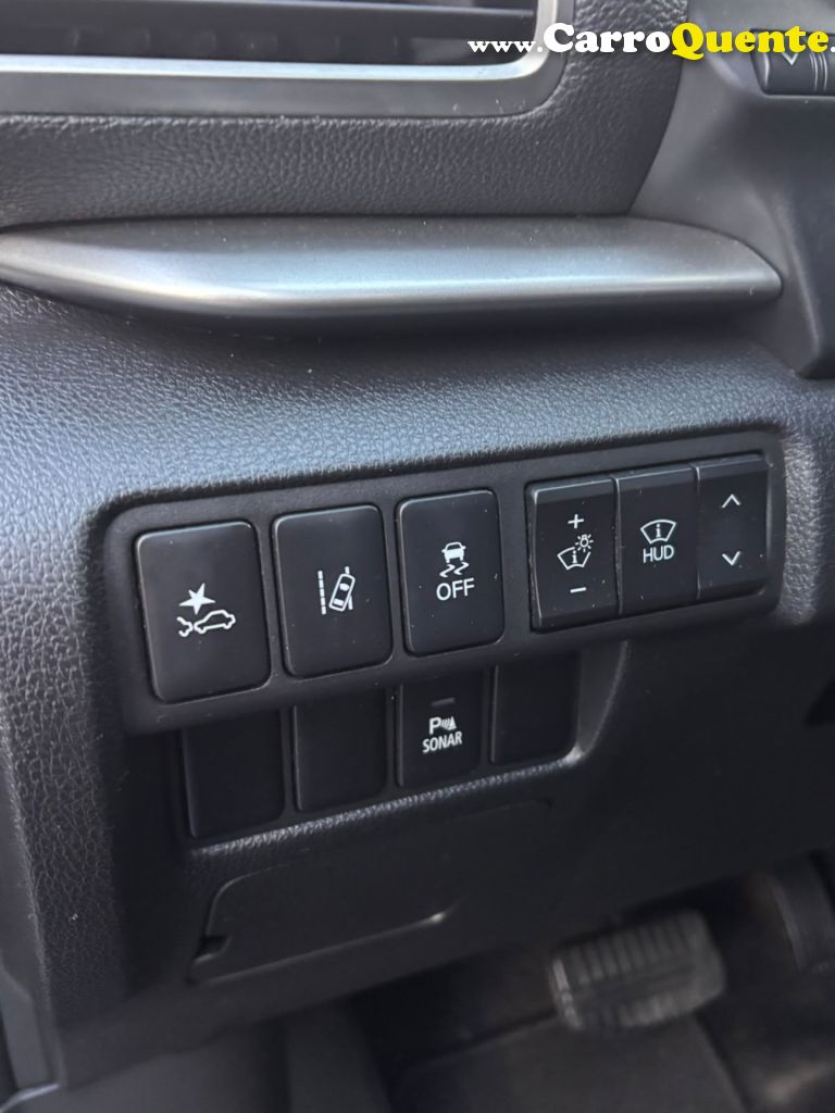 MITSUBISHI   ECLIPSE CROSS HPE-S 1.5 16V 165CV AUT.   PRETO 2019 1.5 GASOLINA - Loja