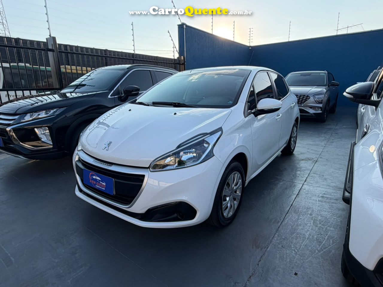 PEUGEOT   208 ACTIVE 1.2 FLEX 12V 5P MEC.   BRANCO 2018 1.2 FLEX - Loja