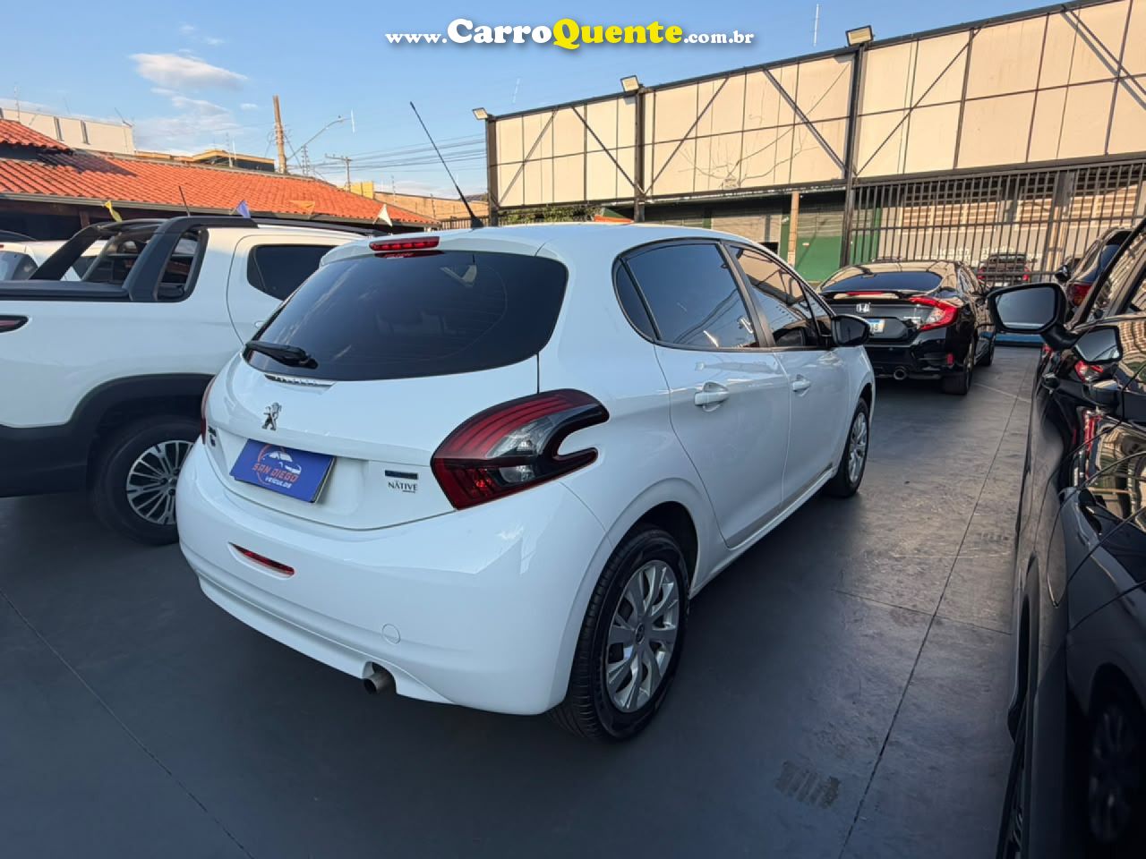 PEUGEOT   208 ACTIVE 1.2 FLEX 12V 5P MEC.   BRANCO 2018 1.2 FLEX - Loja