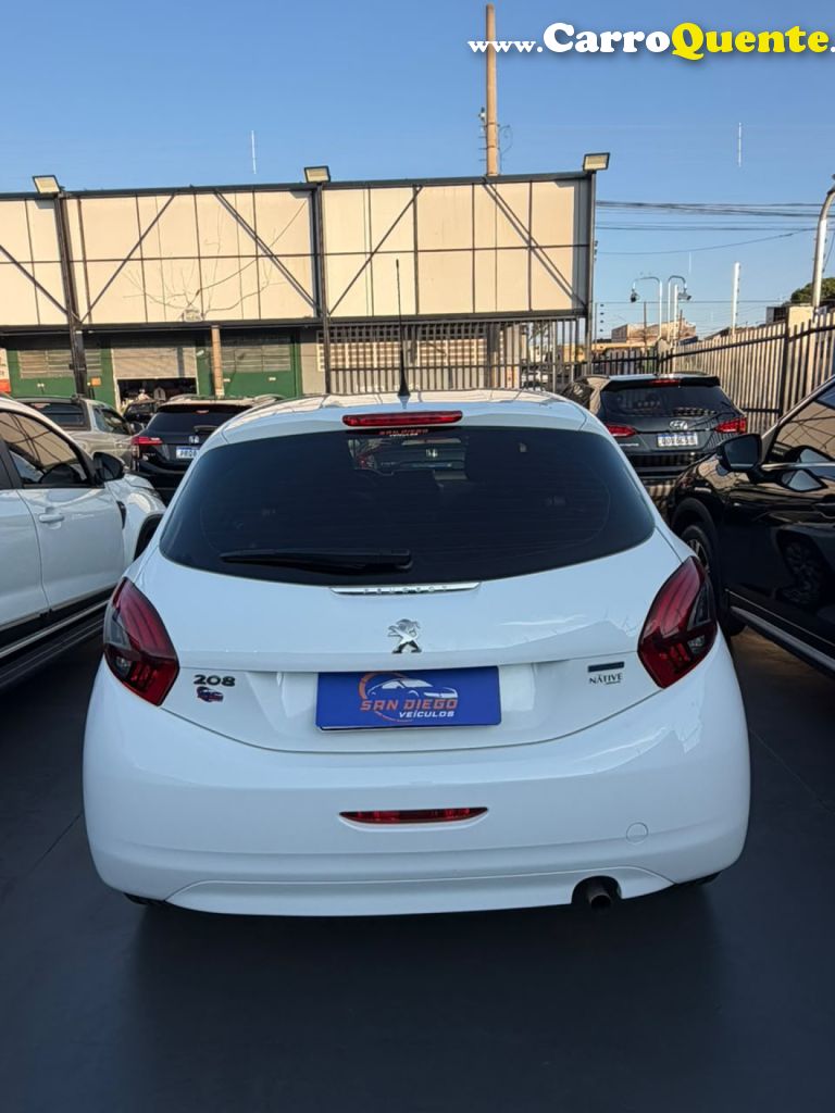 PEUGEOT   208 ACTIVE 1.2 FLEX 12V 5P MEC.   BRANCO 2018 1.2 FLEX - Loja
