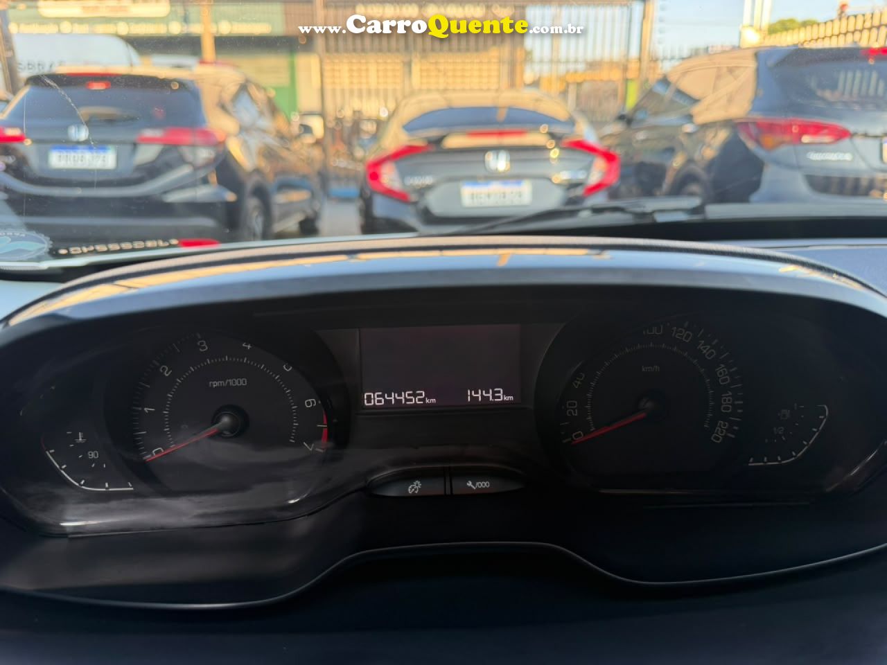 PEUGEOT   208 ACTIVE 1.2 FLEX 12V 5P MEC.   BRANCO 2018 1.2 FLEX - Loja