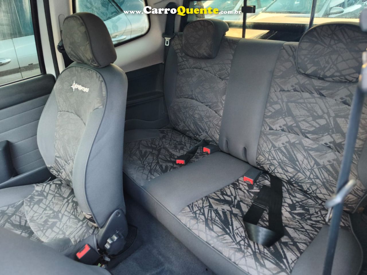 FIAT   STRADA ADVENTURE1.8 1.8 LOCKER FLEX CD   PRATA 2010 1.8 FLEX - Loja