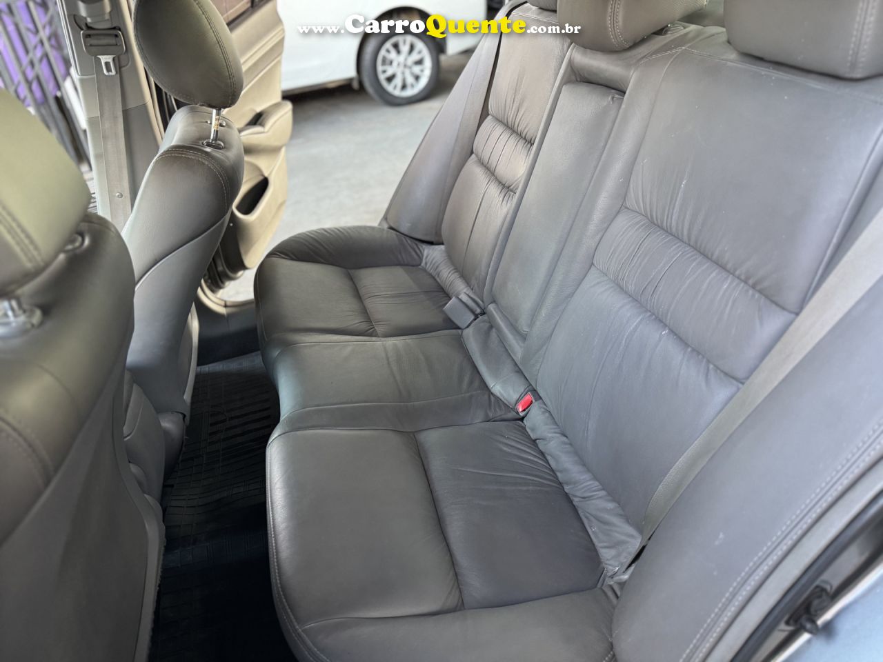 HONDA   CIVIC SED. LXL LXL SE 1.8 FLEX 16V AUT.   CINZA 2011 1.8 FLEX - Loja