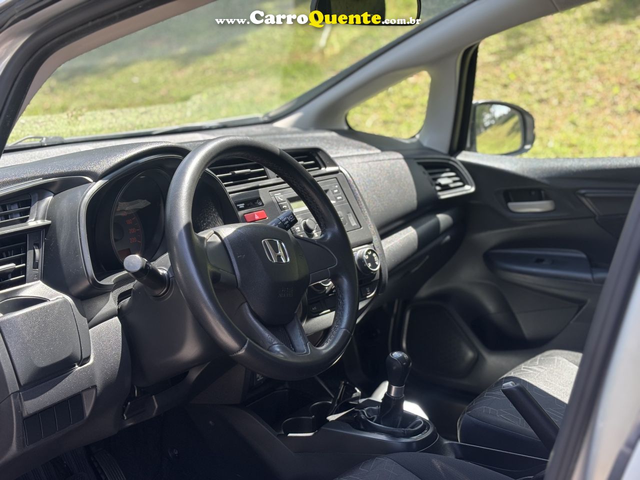 HONDA   FIT LX 1.5 FLEXONE 16V 5P MEC.   PRATA 2015 1.5 FLEX - Loja