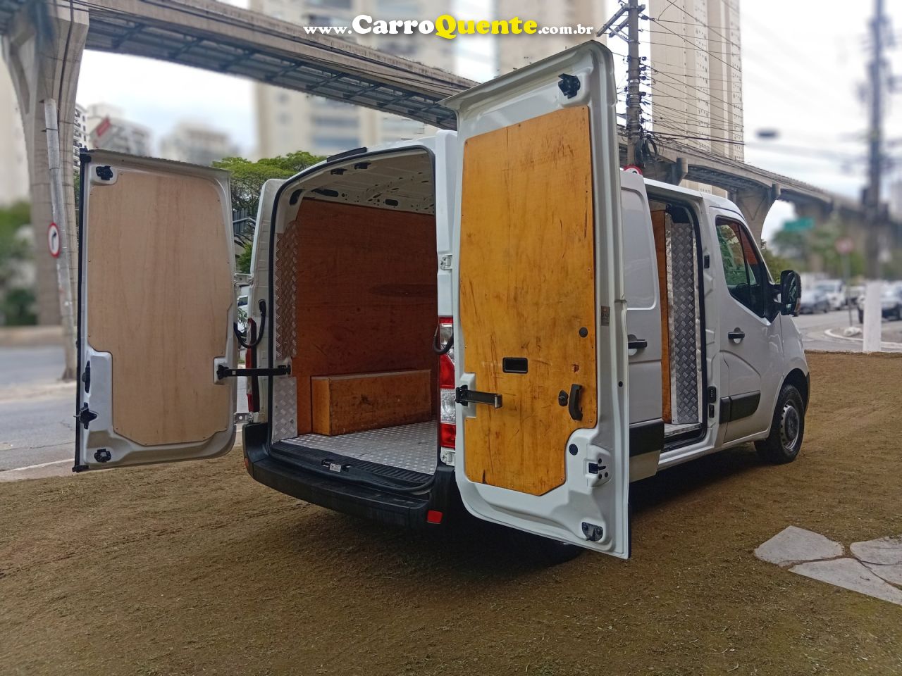 RENAULT   MASTER 2.3 DCI FURGÃO 16V DIESEL   BRANCO 2022 2.3 DIESEL - Loja
