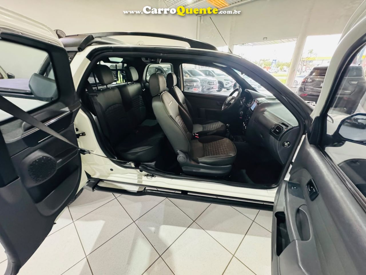 FIAT   STRADA ADVENTURE1.8 1.8 LOCKER FLEX CD   BRANCO 2020 1.8 FLEX - Loja