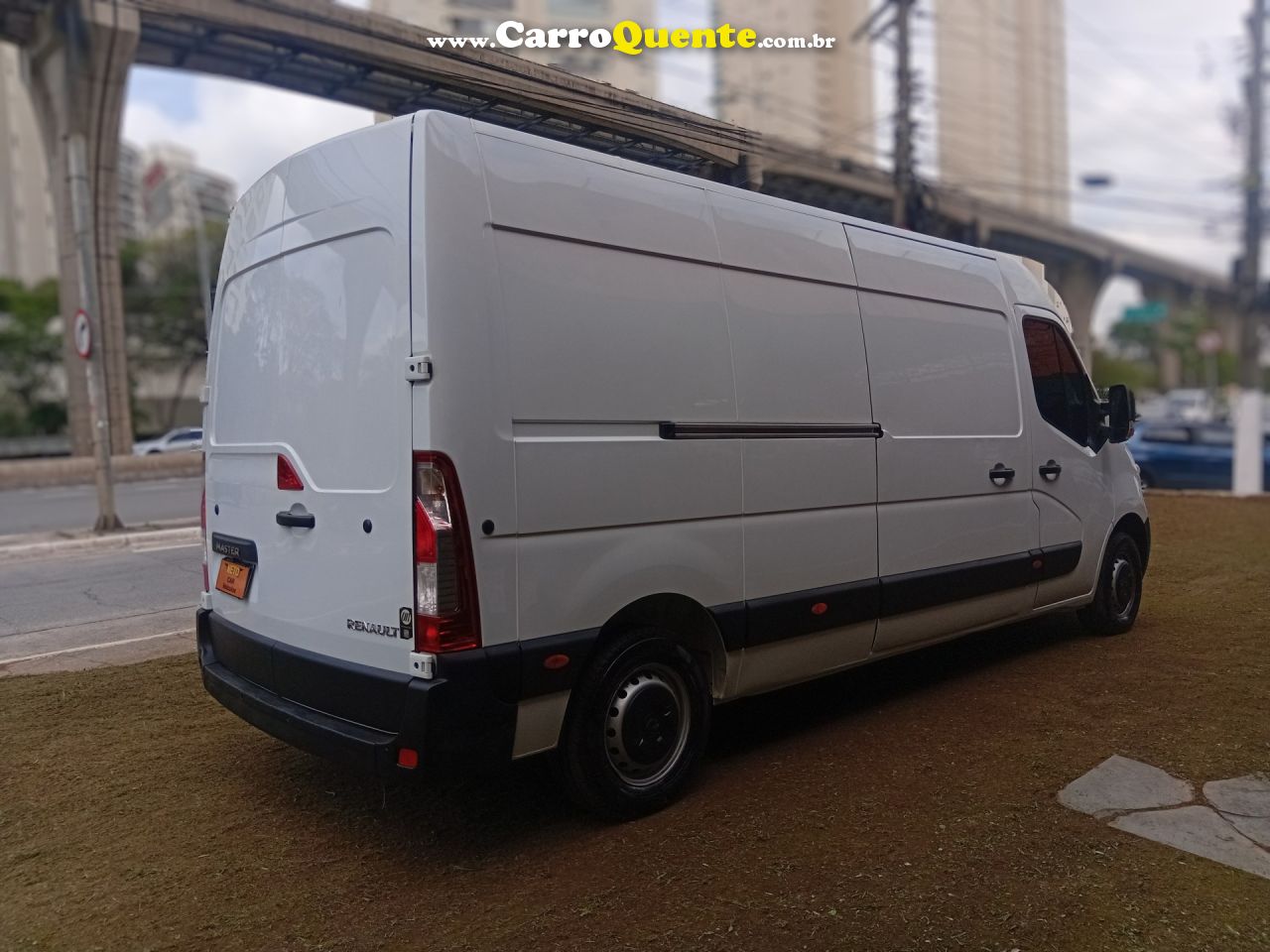 RENAULT   MASTER 2.3 DCI EXTRA FURGÃO 16V DIESEL   BRANCO 2022 2.3 DIESEL - Loja
