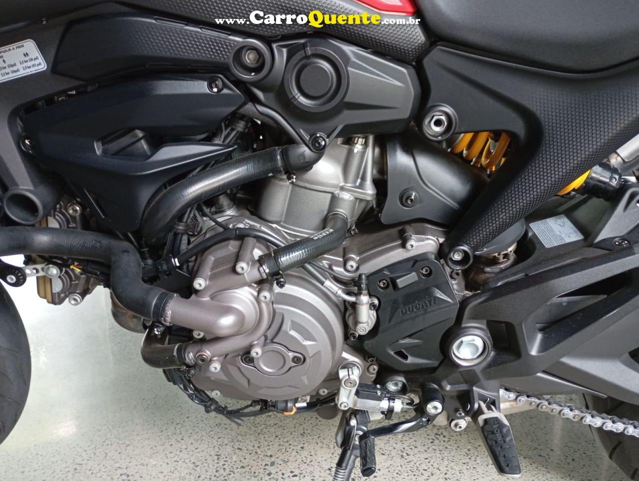 DUCATI   MONSTER 937CC   VERMELHO 2022 937 GASOLINA - Loja