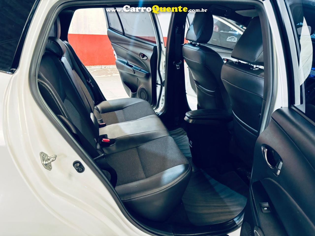 TOYOTA   YARIS XS 1.5 FLEX 16V 5P AUT.   BRANCO 2023 1.5 FLEX - Loja