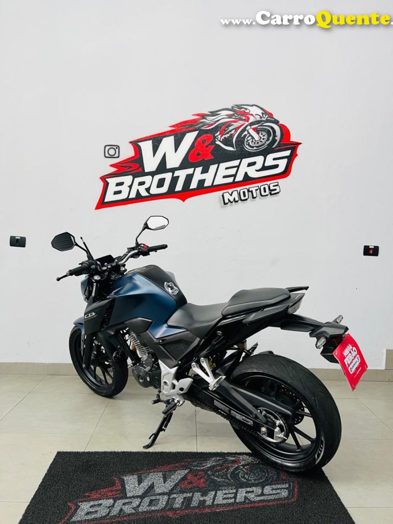 HONDA   CB300F TWISTER ABS   AZUL 2025 300 FLEX - Loja
