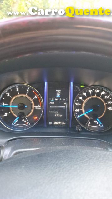 Toyota HILUX SW4 2.8 SRX 4X4 7 LUGARES 16V TURBO INTERCOOLER DIESEL 4P AUTOMÁTICO - Loja
