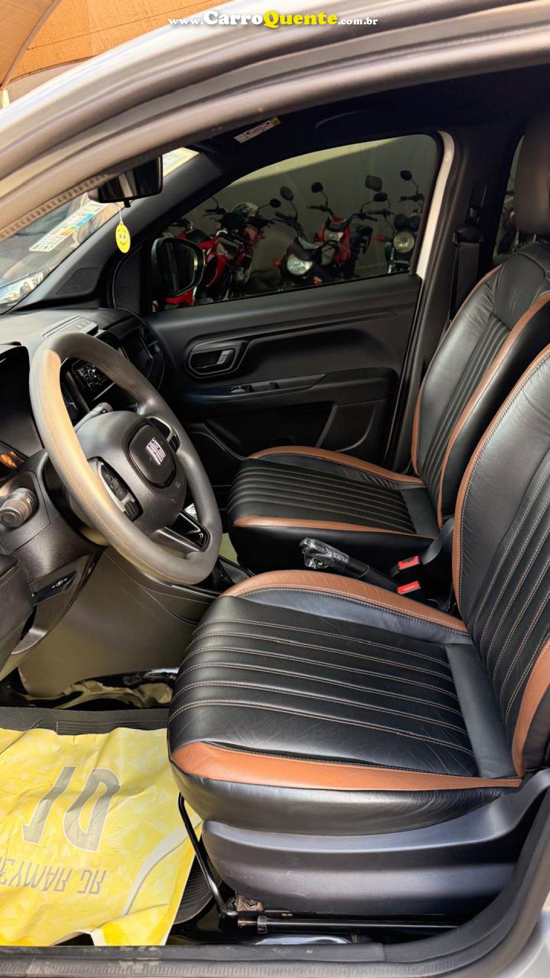FIAT   STRADA FREEDOM 1.4 FLEX 8V CD   PRATA 2025 1.4 FLEX - Loja