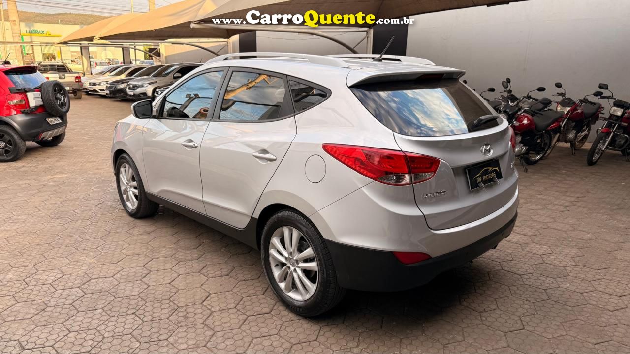 HYUNDAI   IX35 GLS 2.0 16V 2WD FLEX AUT.   PRATA 2012 2.0 FLEX - Loja