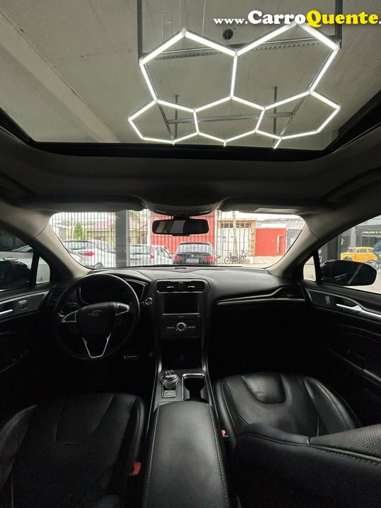 FORD   FUSION TITANIUM 2.0 GTDI ECO. AWD AUT.   PRETO 2017 2.0 GASOLINA - Loja