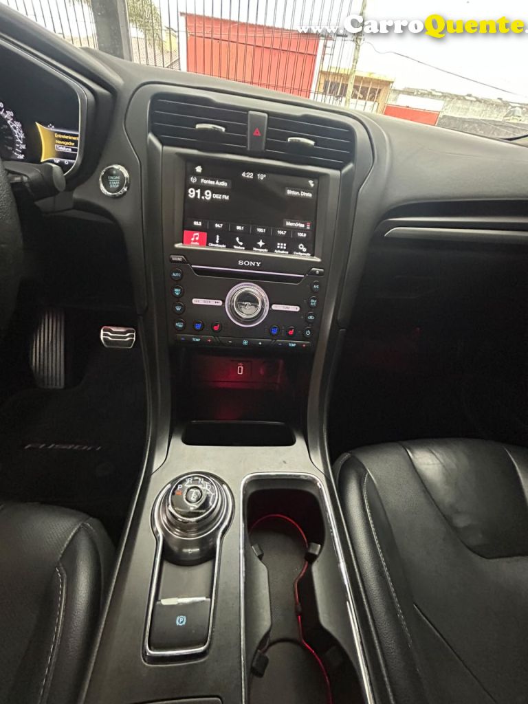 FORD   FUSION TITANIUM 2.0 GTDI ECO. AWD AUT.   PRETO 2017 2.0 GASOLINA - Loja