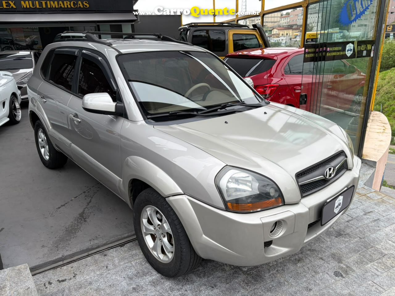 HYUNDAI   TUCSON 2.0 16V AUT.   PRATA 2010 2.0 GASOLINA - Loja