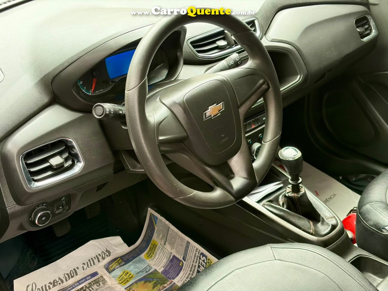 CHEVROLET   ONIX HATCH LTZ 1.4 8V FLEXPOWER 5P MEC.   VERMELHO 2015 1.4 FLEX - Loja