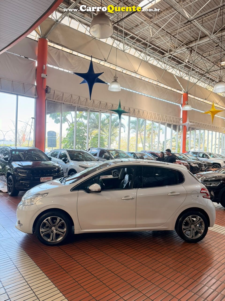PEUGEOT 208 1.6 GRIFFE 16V 2014 - Loja