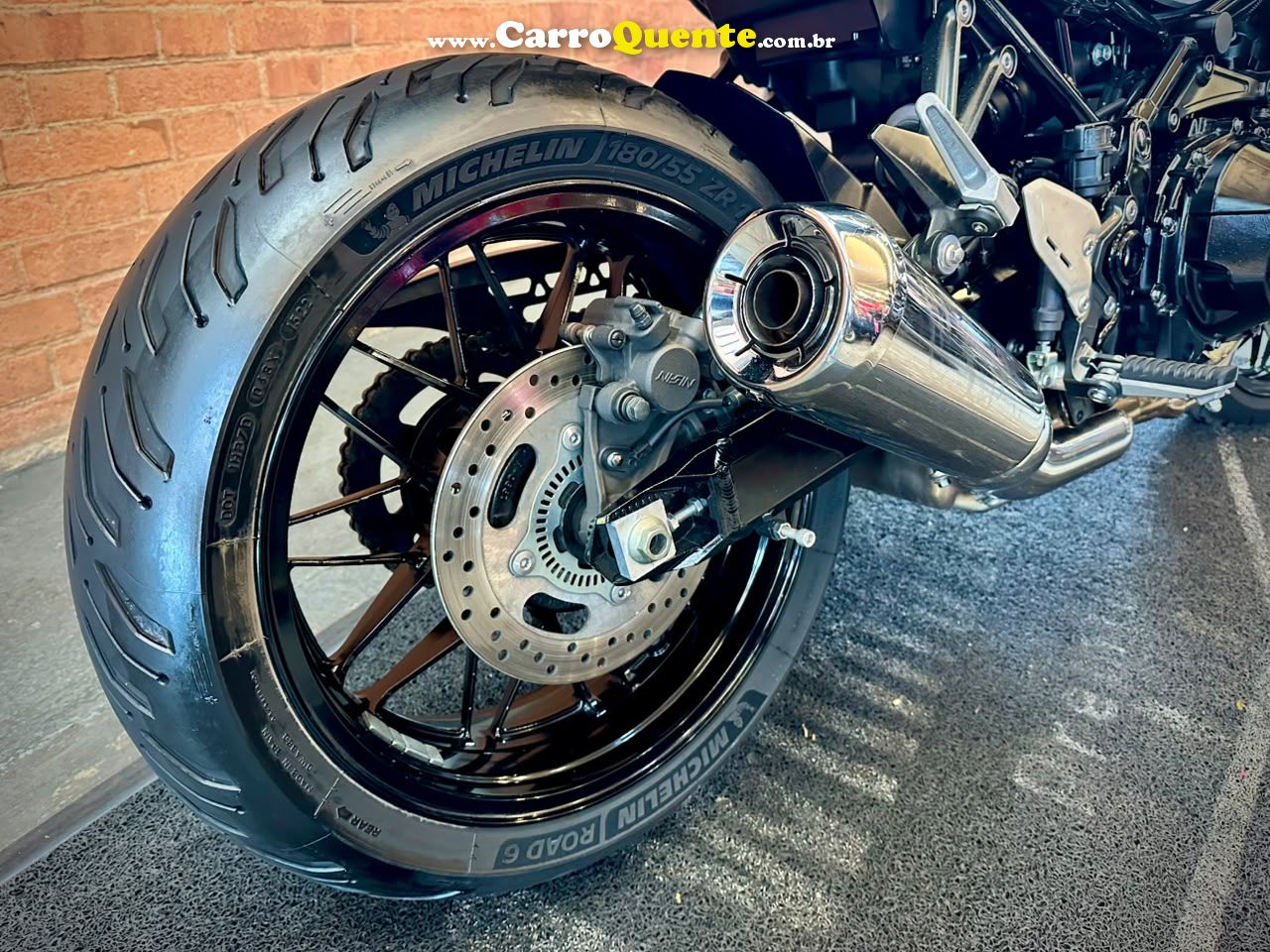 KAWASAKI Z900RS 2020 - Loja