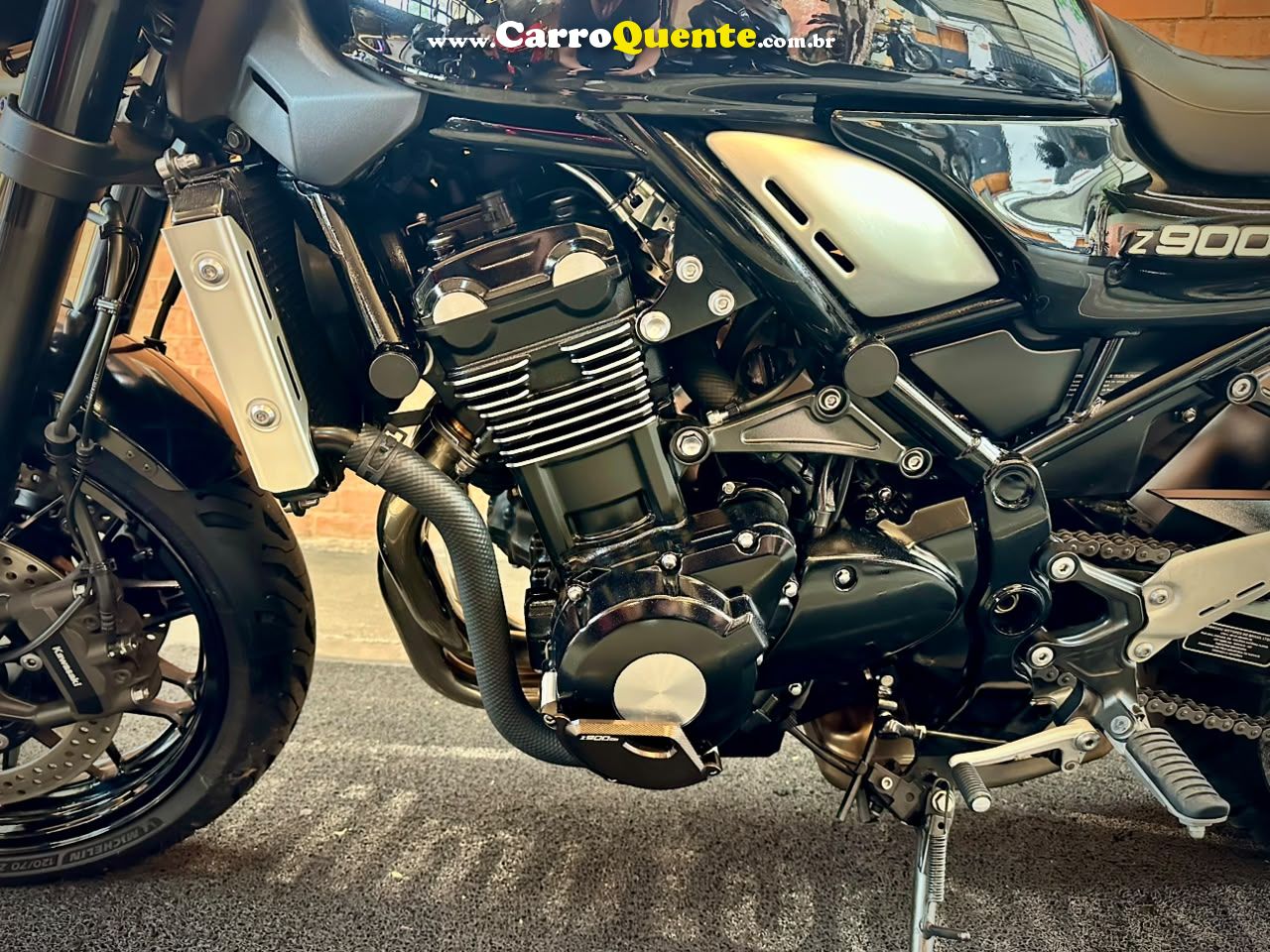 KAWASAKI Z900RS 2020 - Loja