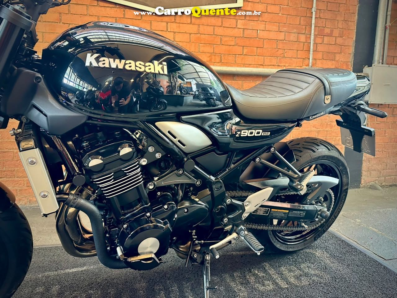 KAWASAKI Z900RS 2020 - Loja