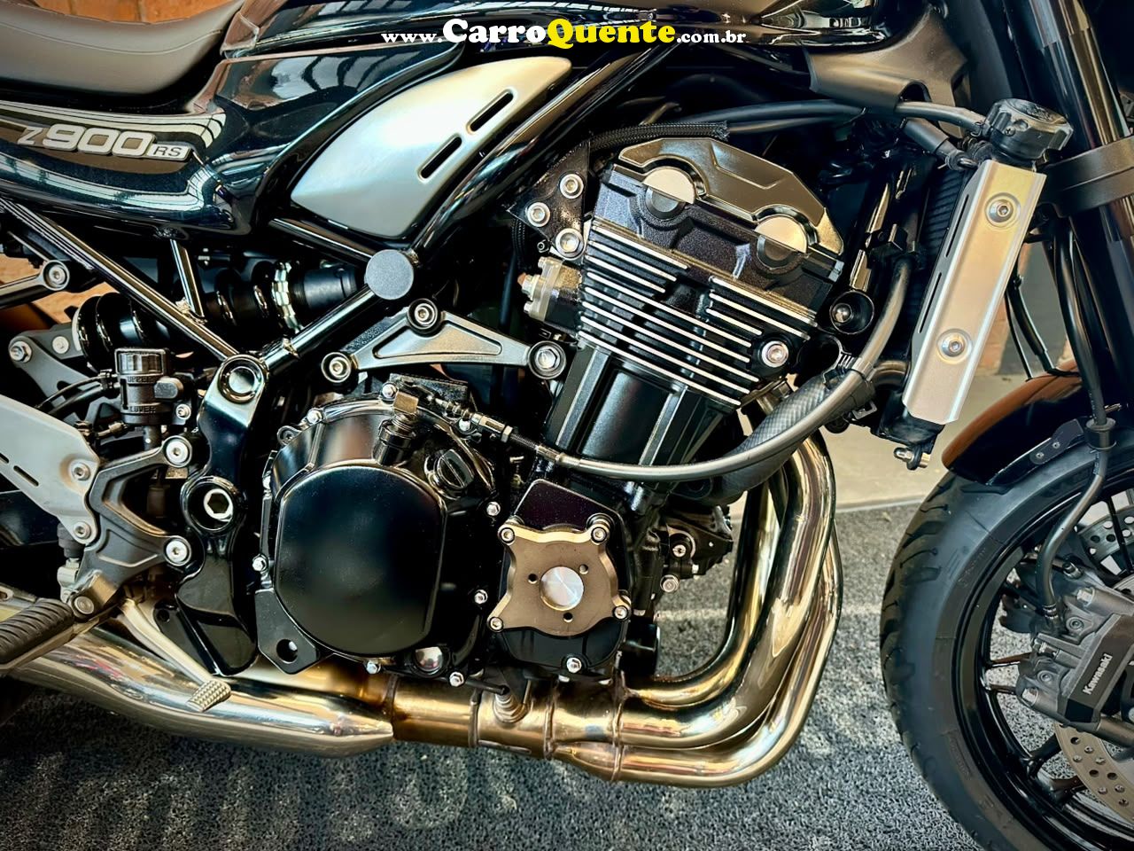 KAWASAKI Z900RS 2020 - Loja