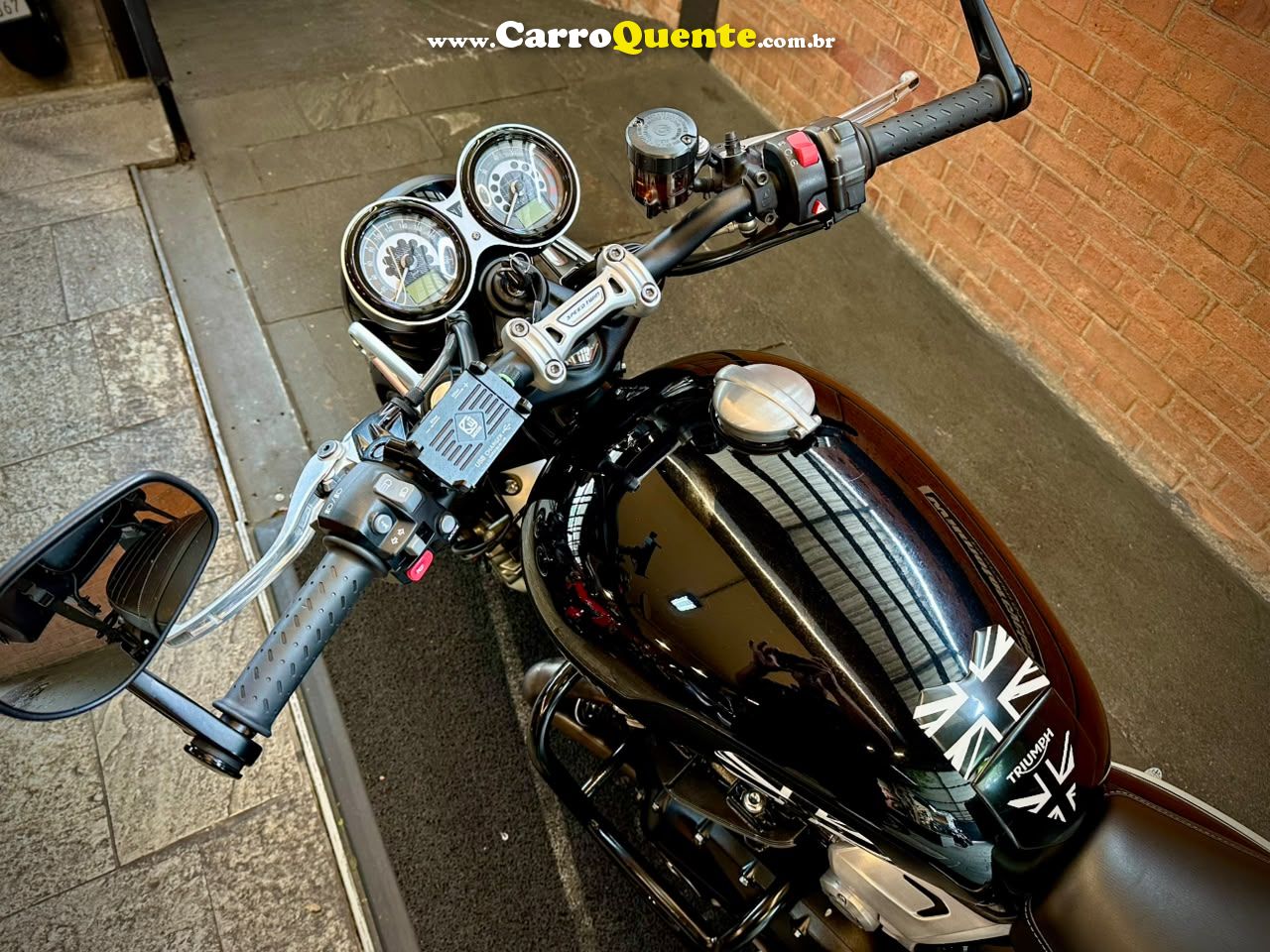 TRIUMPH SPEED TWIN 2019 - Loja