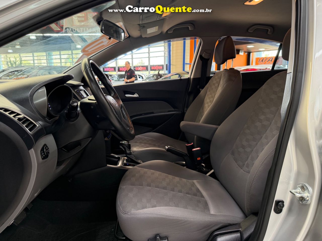 HYUNDAI HB20S 1.6 PREMIUM 16V 2017 - Loja