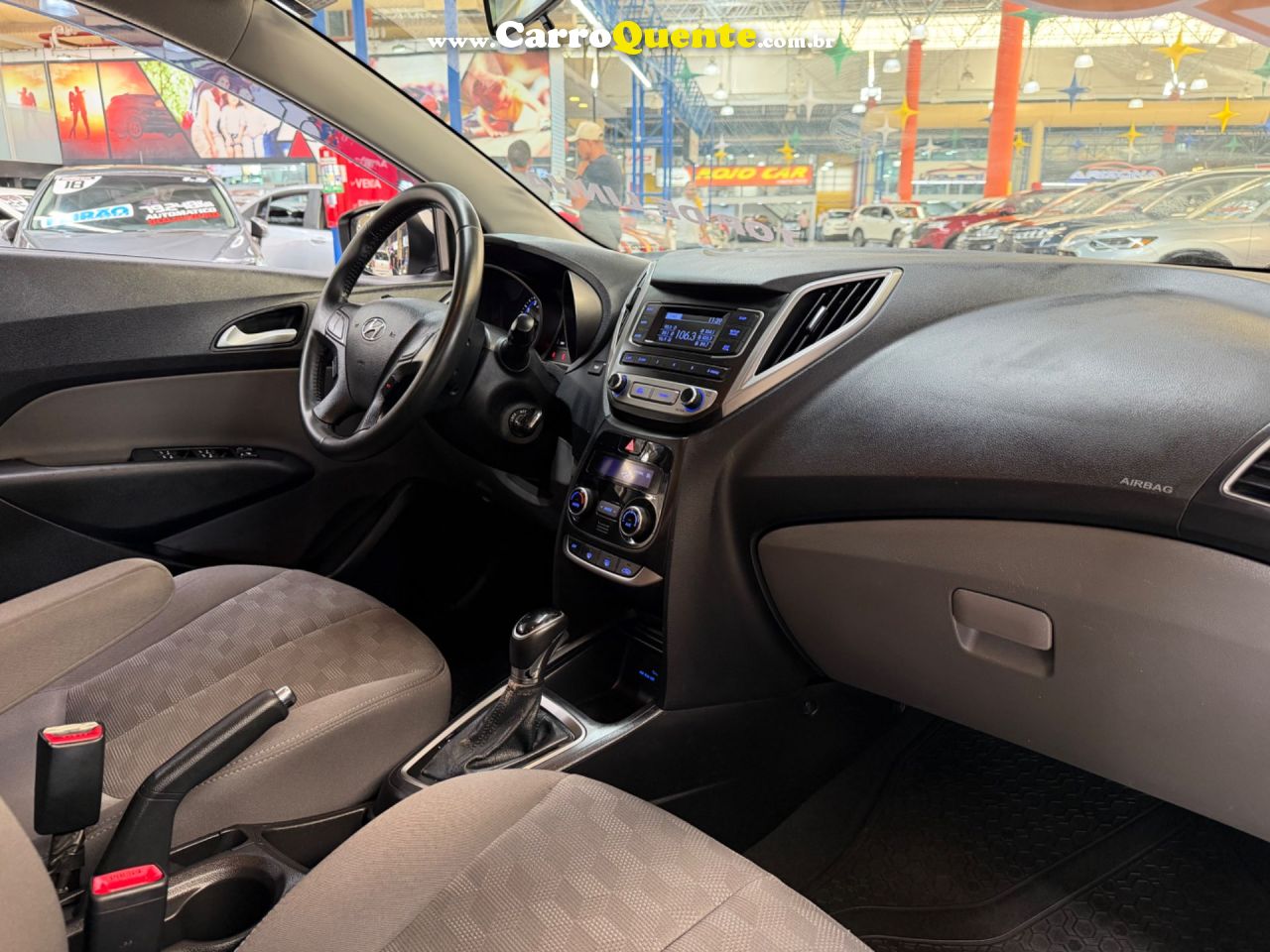 HYUNDAI HB20S 1.6 PREMIUM 16V 2017 - Loja