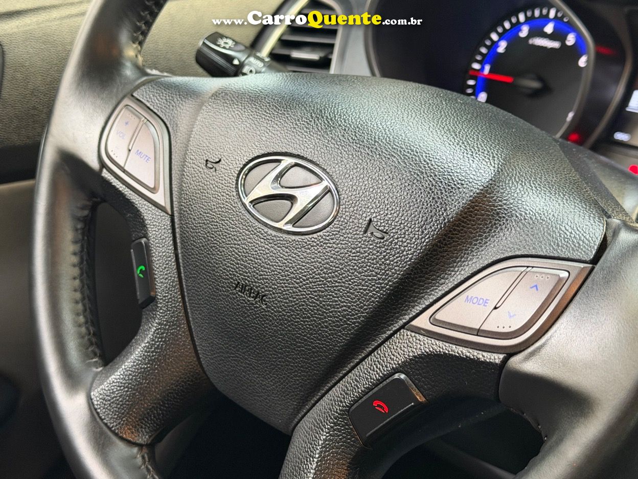 HYUNDAI HB20S 1.6 PREMIUM 16V 2017 - Loja