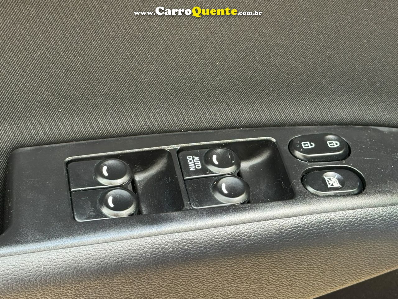 HYUNDAI HB20 1.6 COMFORT PLUS 16V 2019 - Loja