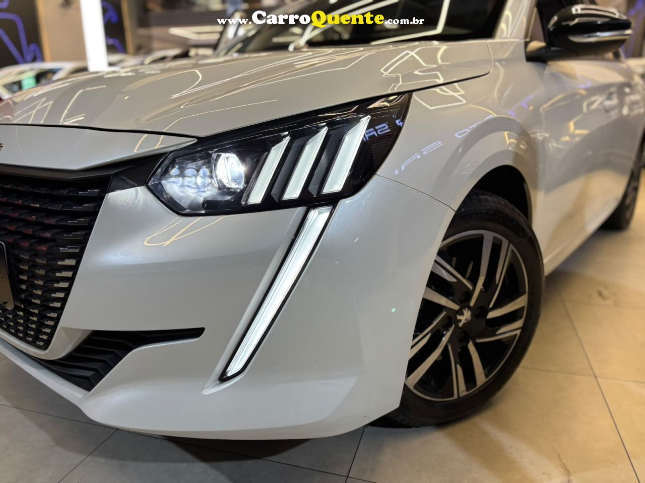 PEUGEOT 208 1.0 TURBO 200 GRIFFE 2024 - Loja