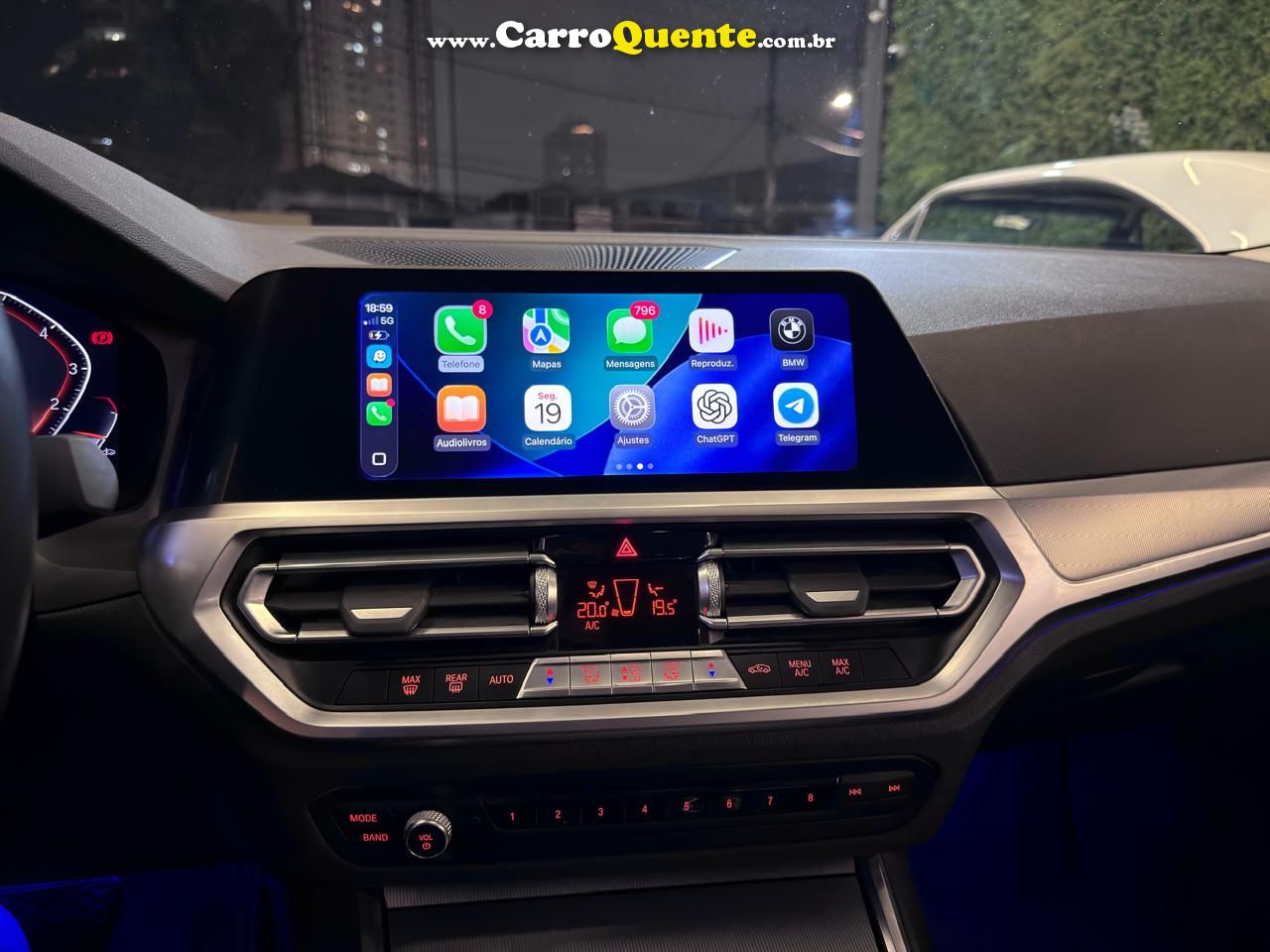 BMW 320i 2.0 16V TURBO GP 2022 - Loja