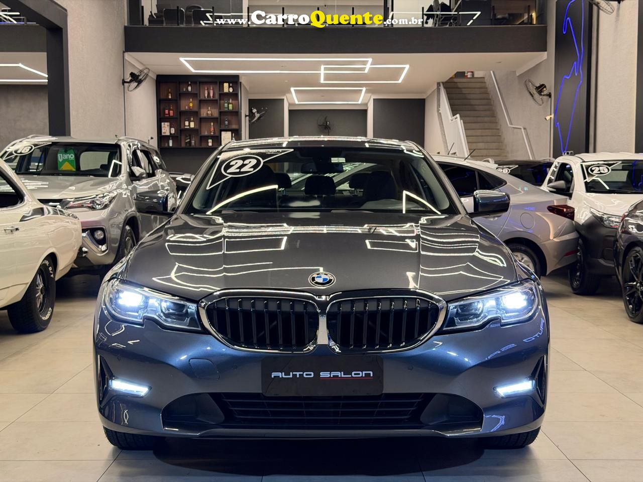 BMW 320i 2.0 16V TURBO GP 2022 - Loja